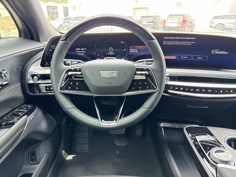 New 2026 Cadillac Lyriq Signature Luxury w/ LPO, Floor Liner Package RWD image 21
