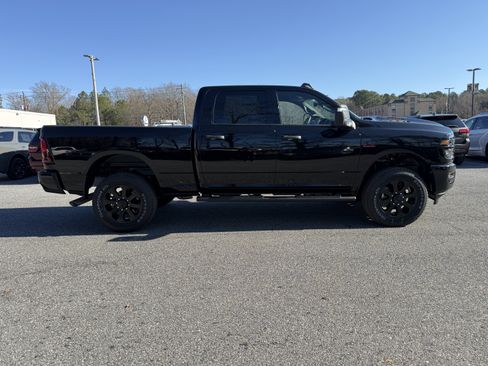 New 2026 RAM 2500 Tradesman AWD/4WD image 9