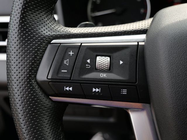 Used 2025 Mitsubishi Outlander SE AWD/4WD image 17
