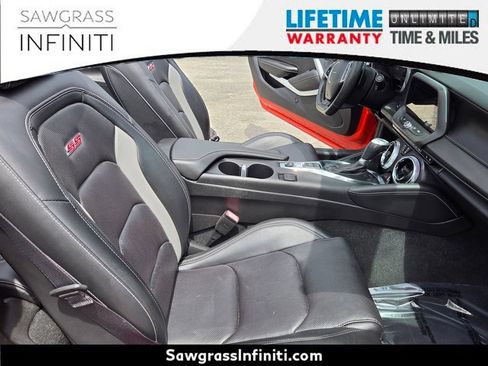 Used 2019 Chevrolet Camaro SS RWD image 25