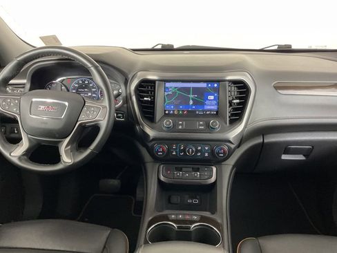 Used 2023 GMC Acadia AT4 w/ Technology Package image 17