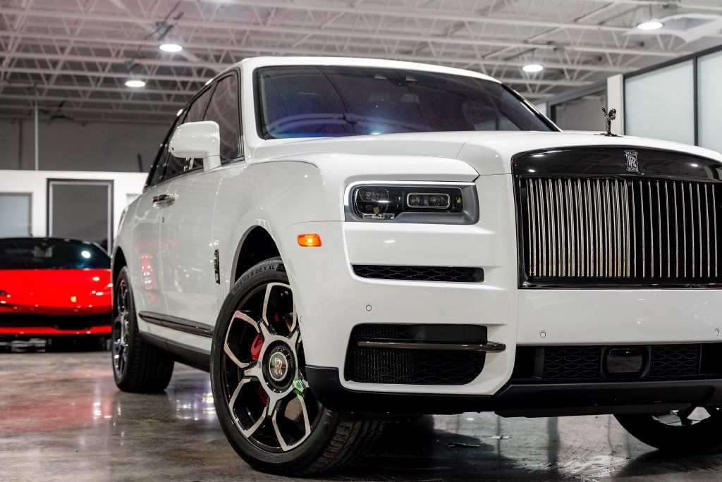Used 2022 Rolls-Royce Cullinan Black Badge AWD/4WD image 17