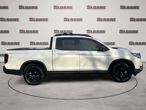Used 2022 Honda Ridgeline Black Edition image 6