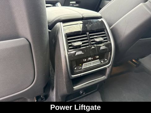 Used 2025 BMW X6 xDrive40i AWD/4WD image 26