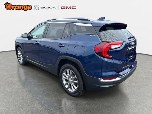 Used 2022 GMC Terrain SLT AWD/4WD image 5