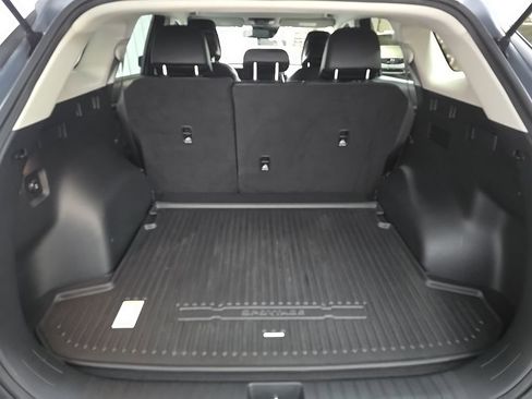 Used 2023 Kia Sportage EX AWD/4WD image 11