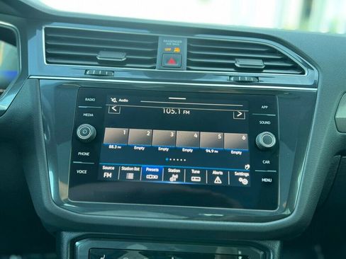 Used 2022 Volkswagen Tiguan SE R-Line AWD/4WD image 24