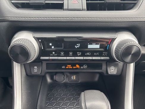 Certified 2024 Toyota RAV4 LE image 28