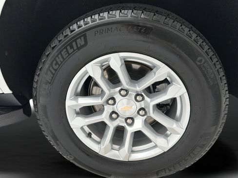 Used 2025 Chevrolet Tahoe LT AWD/4WD image 7