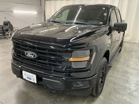 Used 2024 Ford F150 XLT w/ Tow/Haul Package image 9