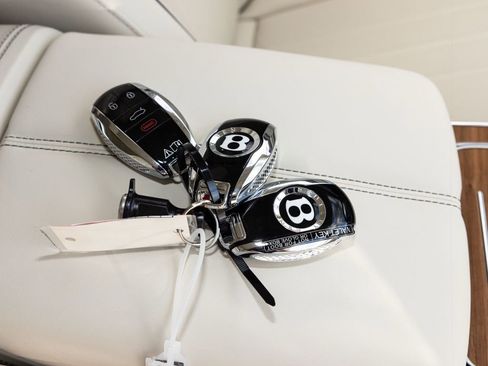 New 2026 Bentley Flying Spur image 83