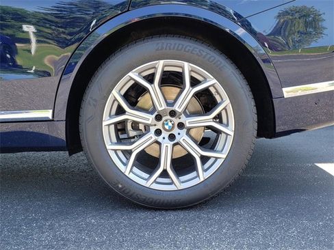New 2026 BMW X7 xDrive40i w/ Premium Package image 27