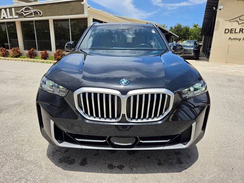 Used 2025 BMW X5 xDrive50e AWD/4WD image 2