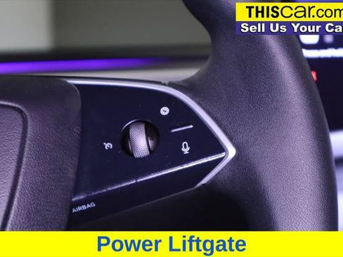 Used 2026 Tesla Model Y 2WD image 18