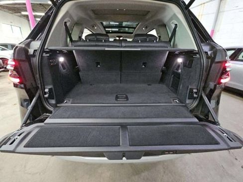 Used 2024 BMW X7 xDrive40i AWD/4WD image 8