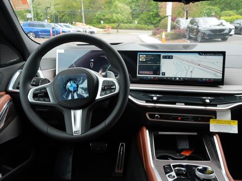 New 2027 BMW X6 xDrive40i w/ Executive Package AWD/4WD image 3
