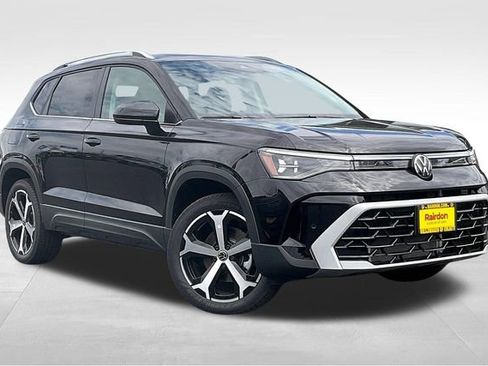 New 2025 Volkswagen Taos SEL image 1