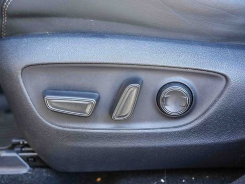 Used 2022 Toyota RAV4 XLE Premium FWD image 24
