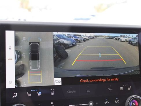 Certified 2025 Lexus GX 550 w/ Accessory Package (32) AWD/4WD image 13