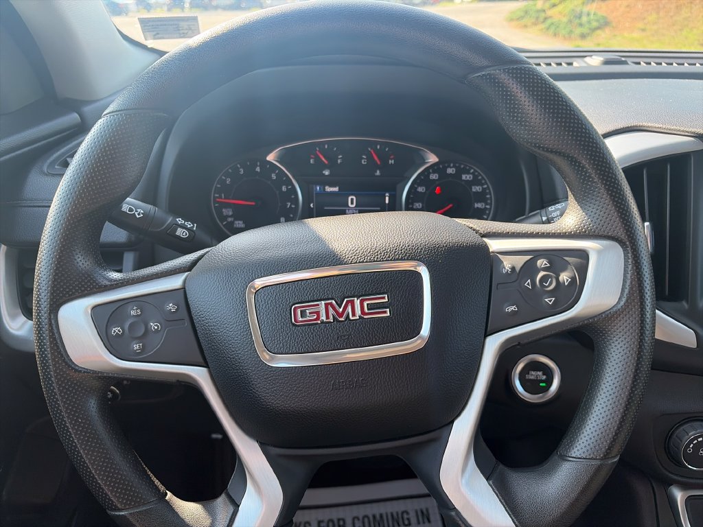 Used 2024 GMC Terrain SLE AWD/4WD image 15