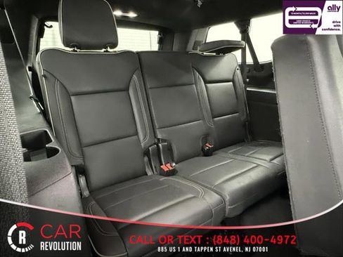 Used 2024 GMC Yukon XL SLT AWD/4WD image 46