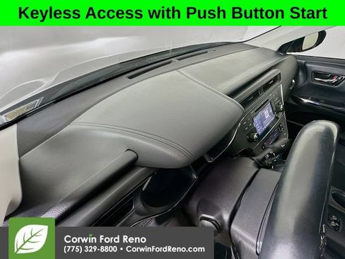 Used 2016 Toyota Avalon Limited w/ Toyota Safety Sense Package FWD image 9
