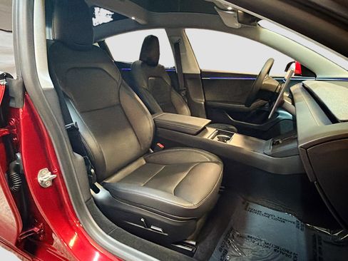 Used 2025 Tesla Model 3 Long Range image 31