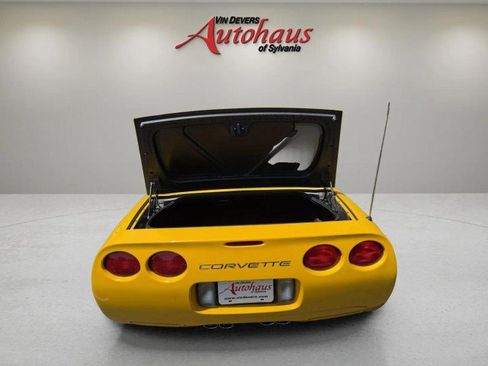 Used 2003 Chevrolet Corvette Convertible w/ Preferred Equipment Group1 RWD image 26