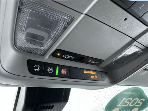 Certified 2021 Chevrolet Equinox Premier image 9