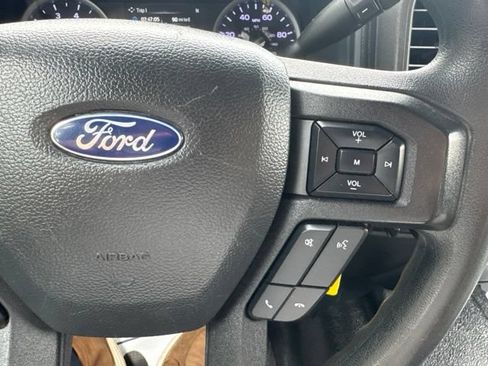 Used 2022 Ford F250 XL w/ Power Equipment Group AWD/4WD image 18