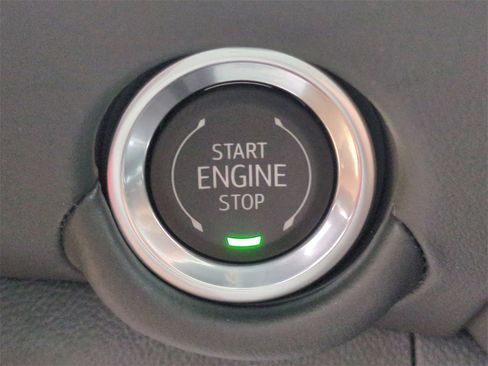 New 2026 Chevrolet Suburban LS image 17