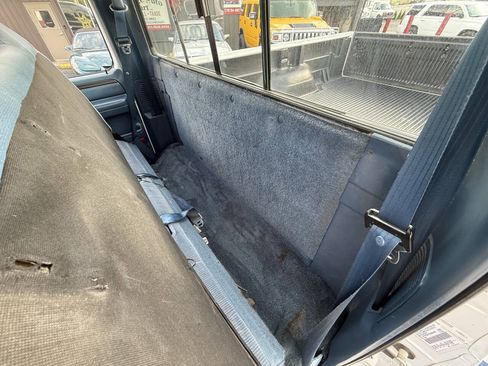Used 1997 Ford F250 4x4 Regular Cab Heavy Duty image 21