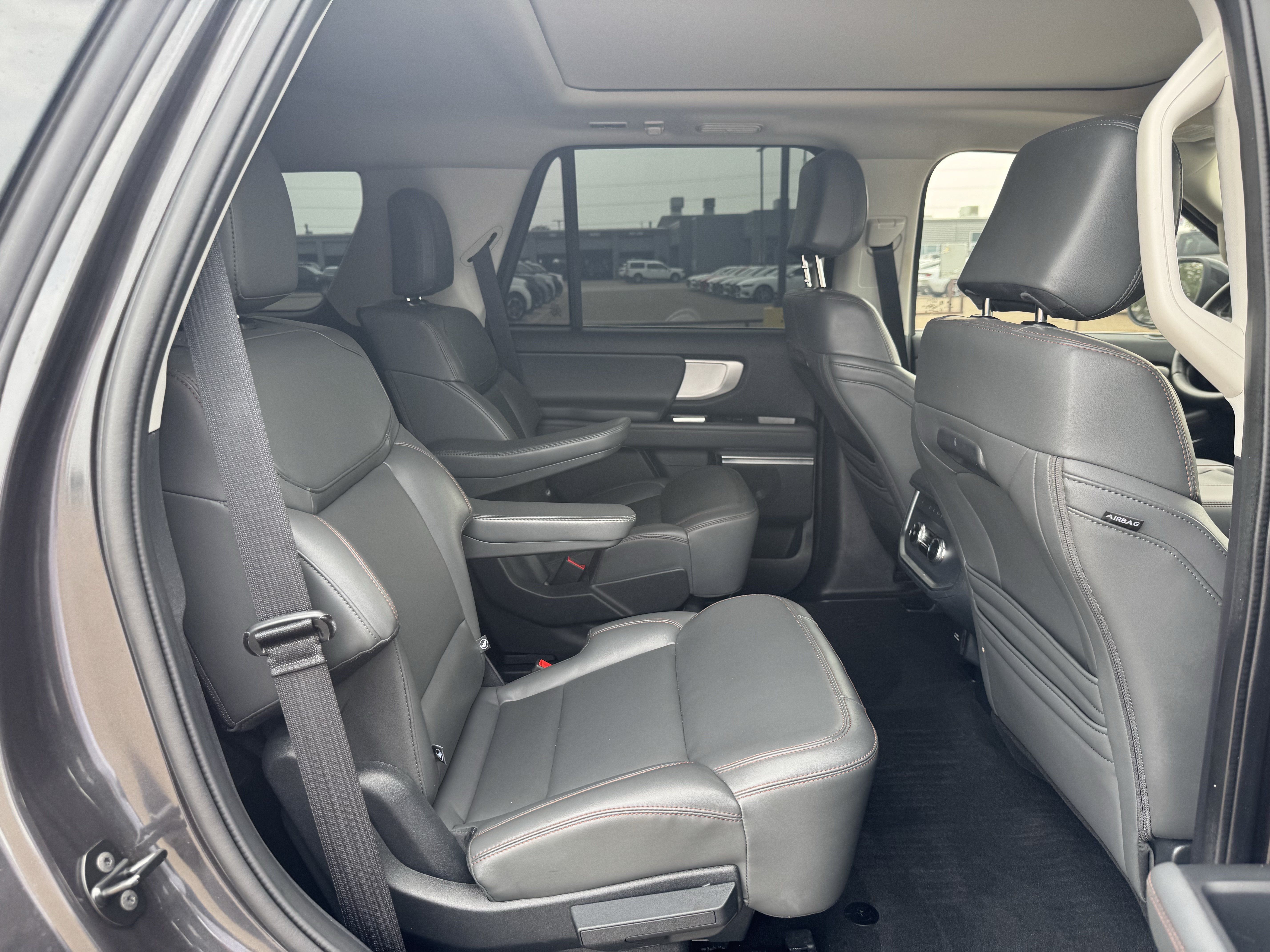 Certified 2025 Ford Expedition Active RWD image 30