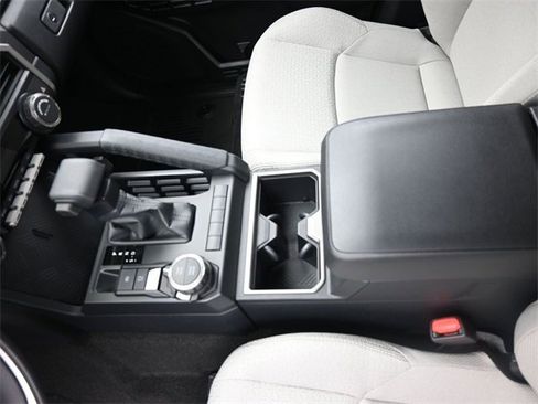 New 2026 Toyota 4Runner SR5 image 33