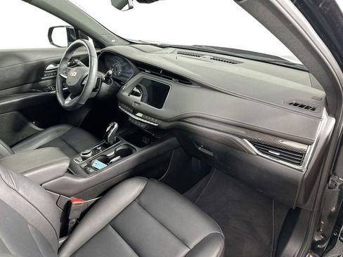 Used 2023 Cadillac XT4 Sport image 27