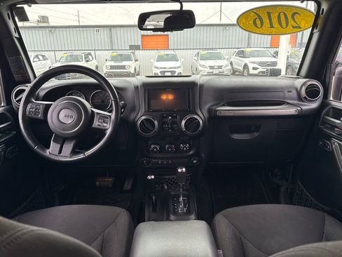 Used 2016 Jeep Wrangler Unlimited Sport w/ Quick Order Package 24S image 15