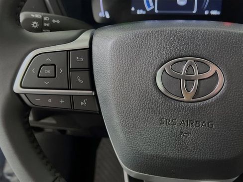 New 2026 Toyota Grand Highlander XLE image 16