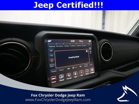 Used 2023 Jeep Wrangler Altitude image 6