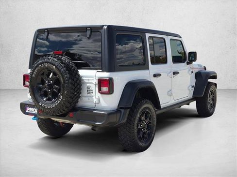 Used 2023 Jeep Wrangler Unlimited w/ Cold Weather Group AWD/4WD image 5
