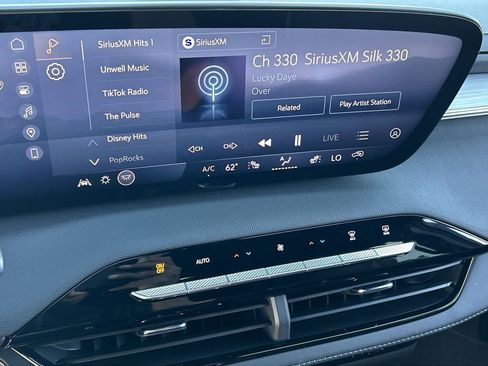 New 2026 Buick Enclave Preferred image 13