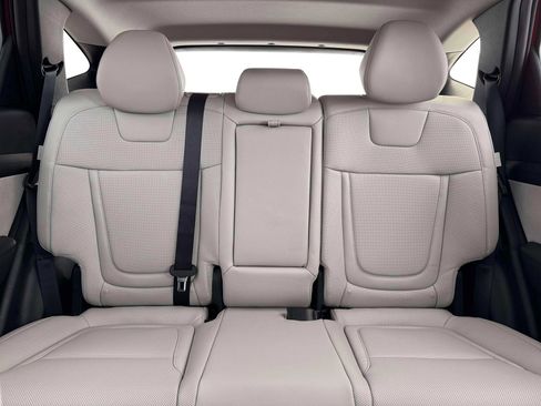 New 2026 Hyundai Tucson Limited image 17