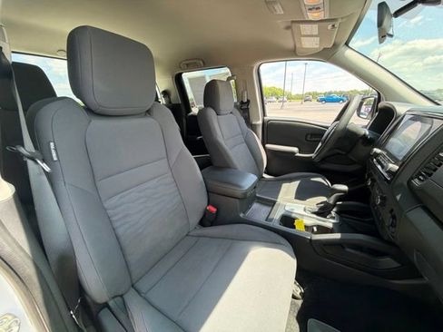 Used 2022 Nissan Frontier S w/ Technology Package AWD/4WD image 23