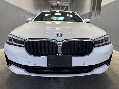Used 2023 BMW 530e xDrive w/ Premium Package AWD/4WD image 14