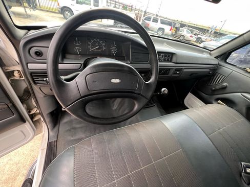 Used 1993 Ford F150 XL image 38