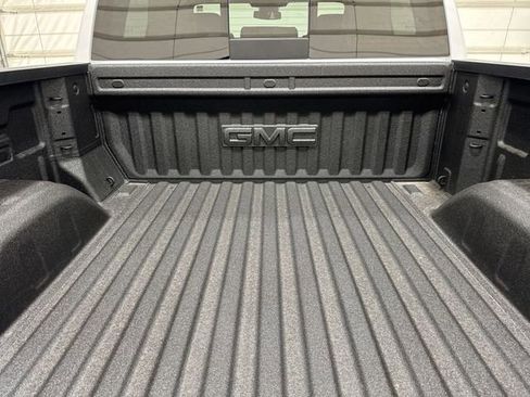 New 2026 GMC Sierra 1500 SLT AWD/4WD image 26