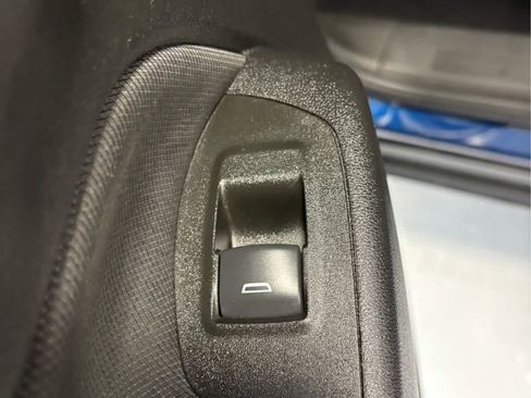 Used 2022 Chevrolet Equinox RS AWD/4WD image 32