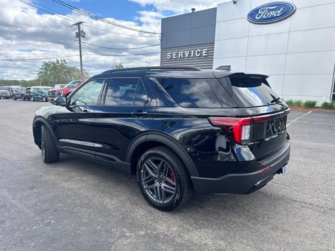 New 2026 Ford Explorer ST-Line w/ ST-Line Street Pack AWD/4WD image 40