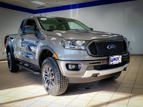 Used 2017 Ford Expedition XLT AWD/4WD image 18