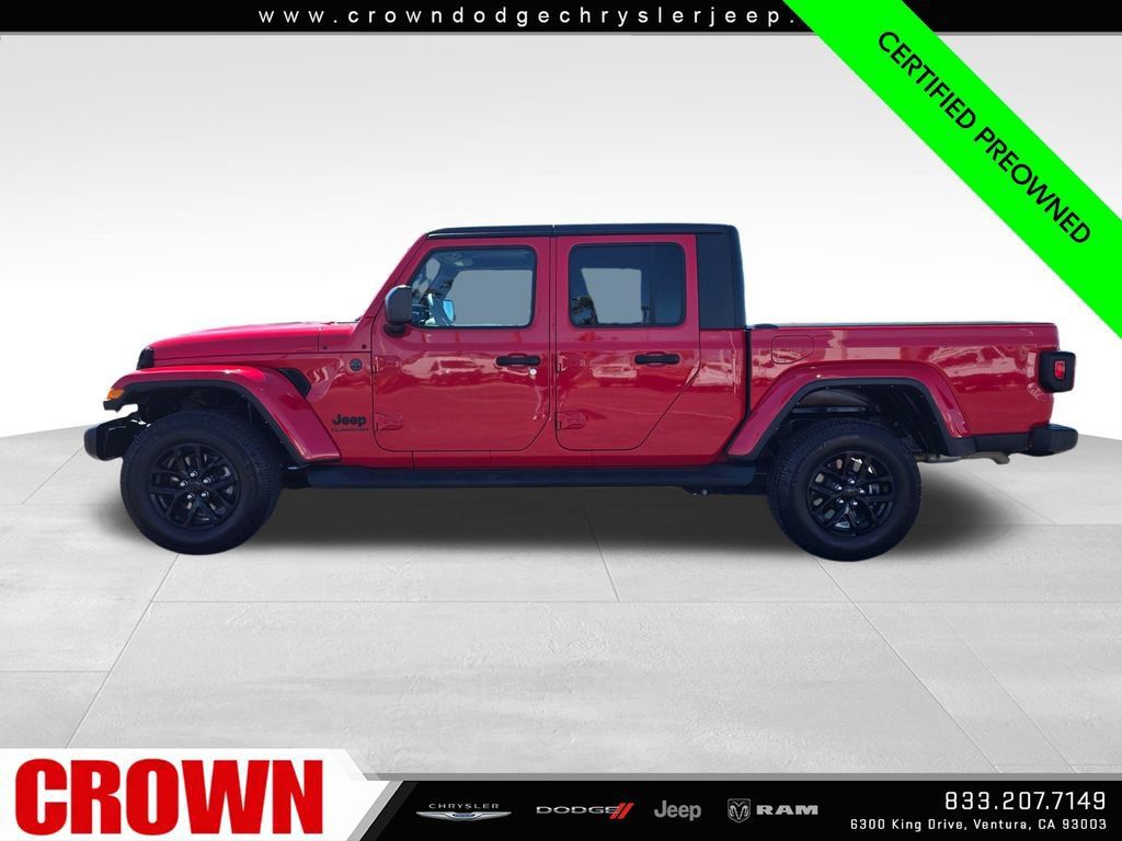 Certified 2022 Jeep Gladiator Sport AWD/4WD image 4