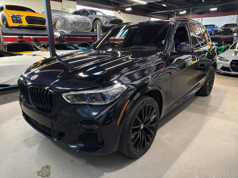 Used 2023 BMW X5 M50i w/ Executive Package image 10